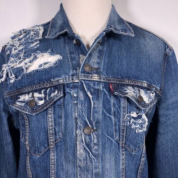 LEVI’S Distressed Trucker Denim Jean Jacket - Picture 3 of 14